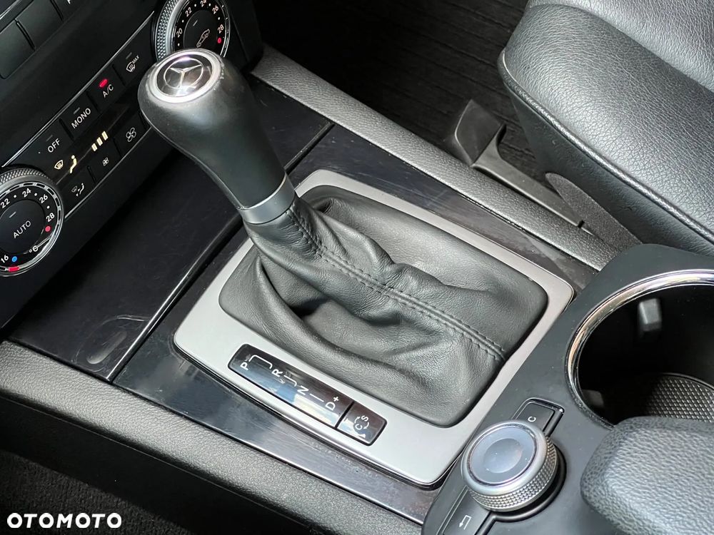 Mercedes-Benz GLK 280 4-Matic - 25