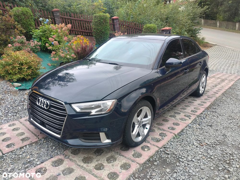 Audi A3 Limousine - 1