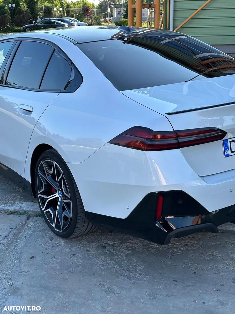 BMW Seria 5 520i AT MHEV - 20