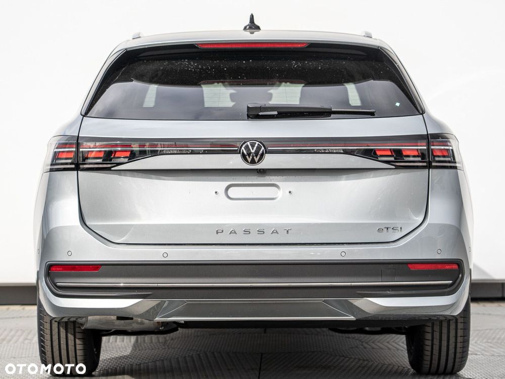 Volkswagen Passat - 5