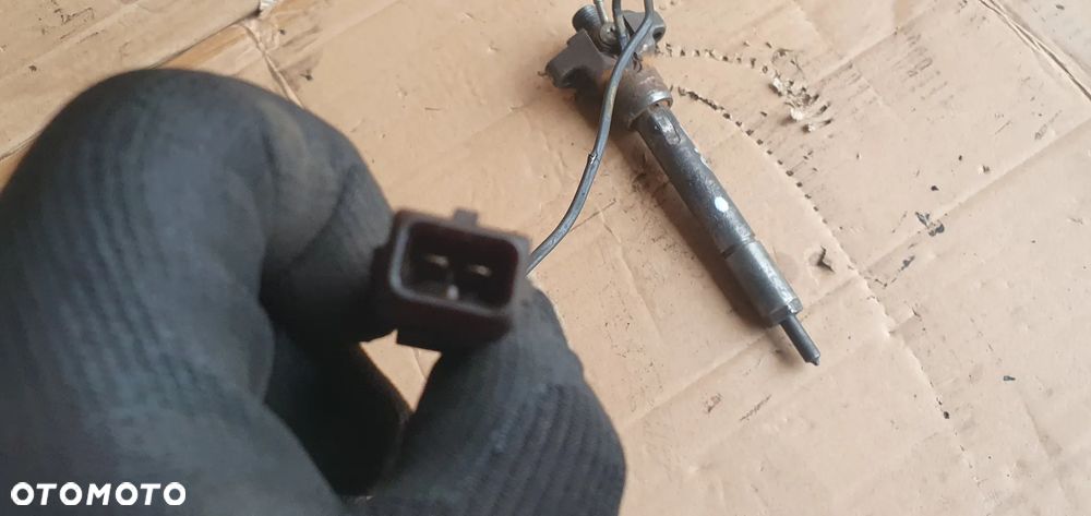 Wtrysk sterujący wtryskiwacz paliwa BMW 3 E46 2.0D 0432191527 - 3
