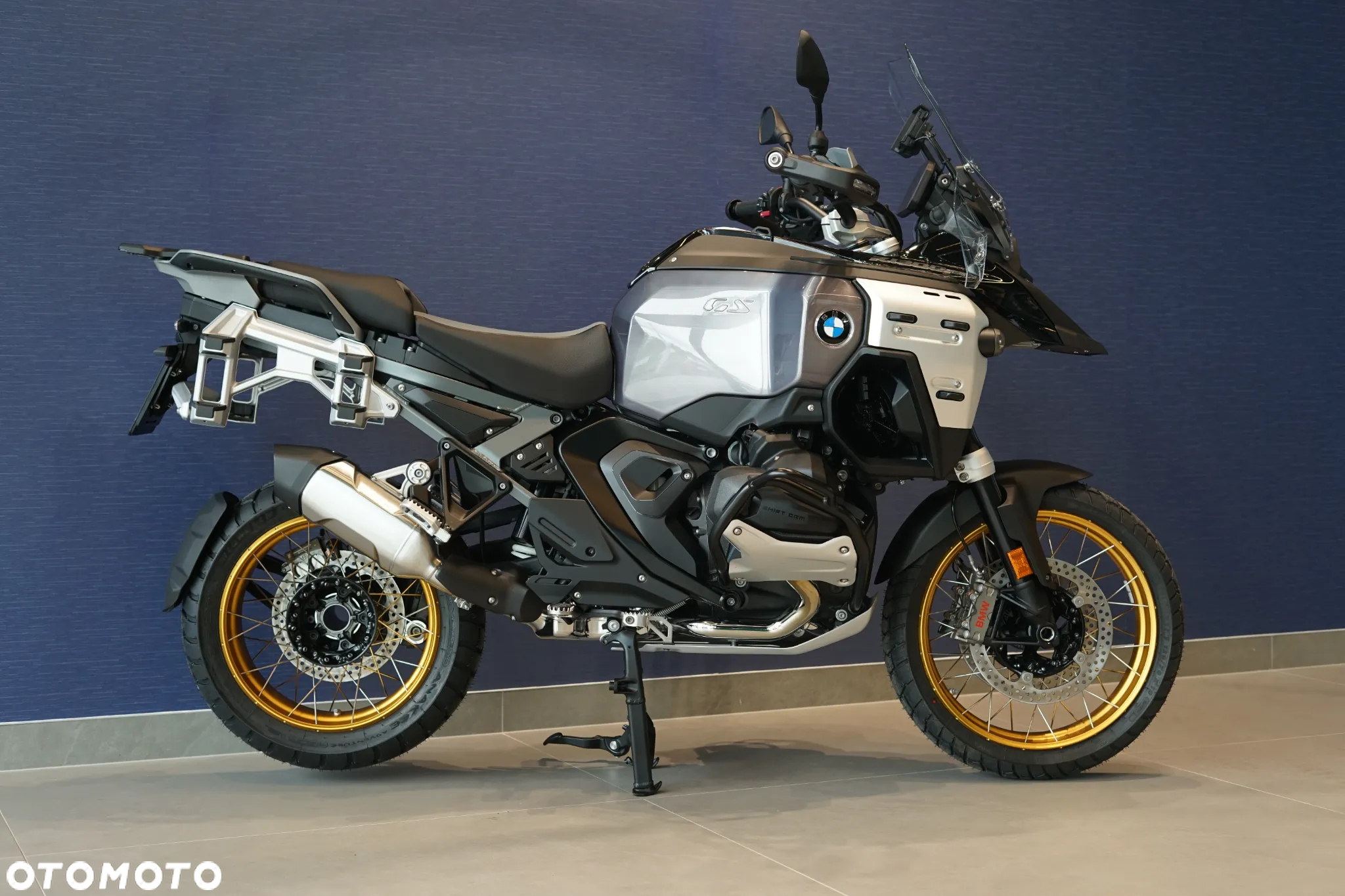 BMW R - 30