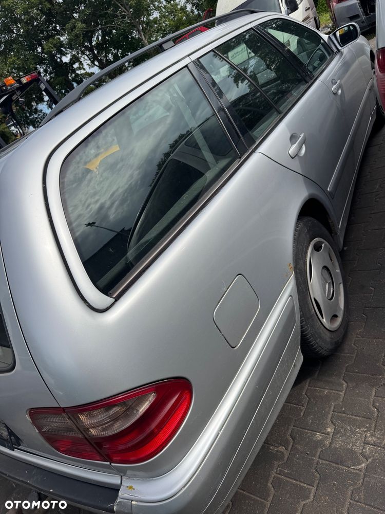 Mercedes E200 2.2 D 2002r na części - 2