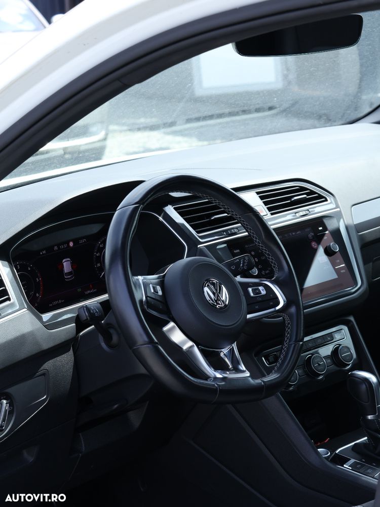 Volkswagen Tiguan - 13