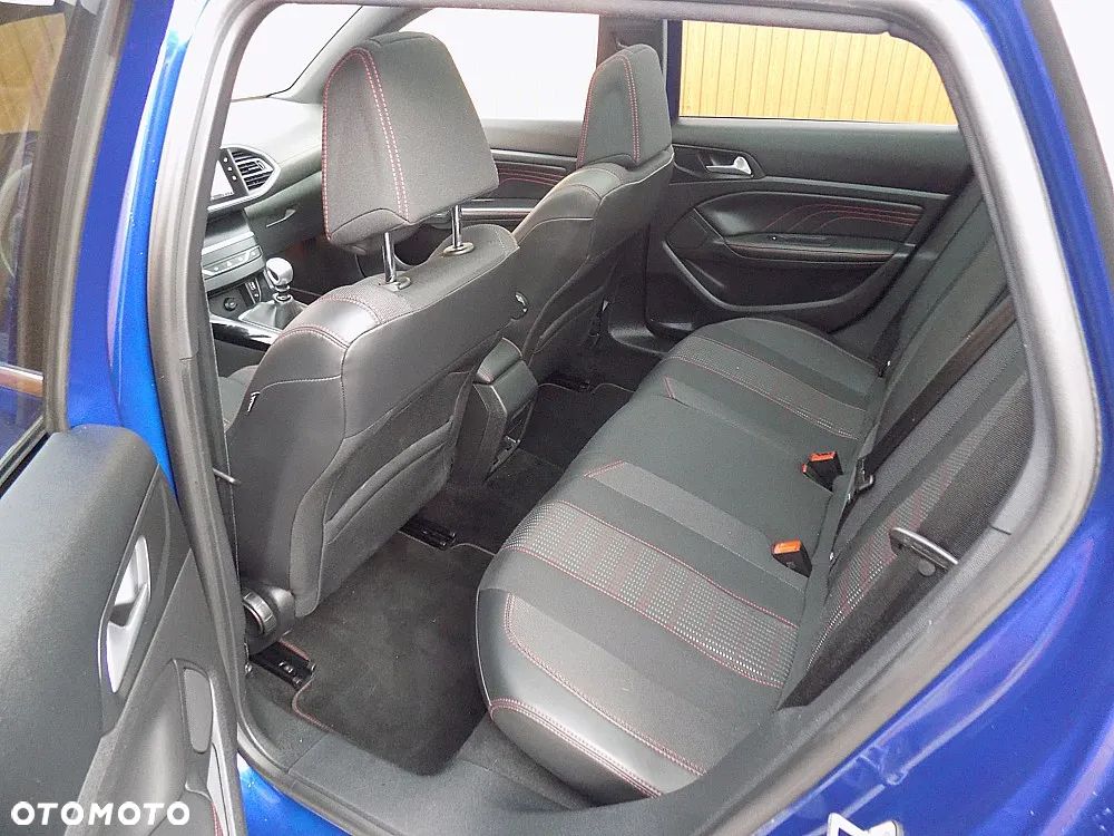 Peugeot 308 SW e-HDi 115 Stop & Start Allure - 6