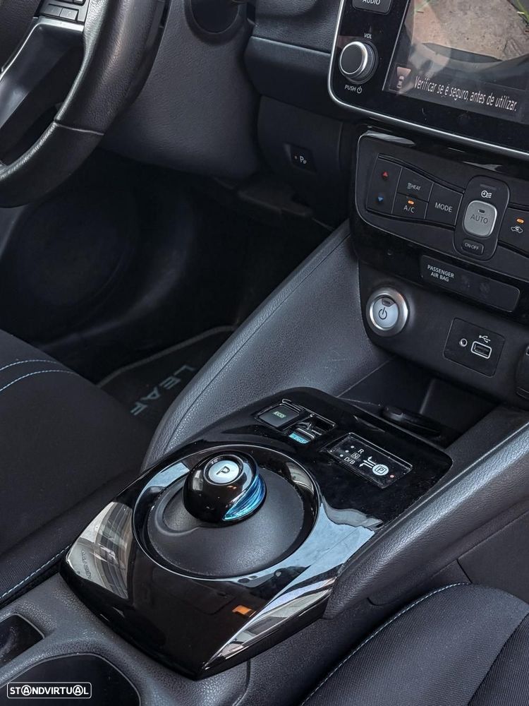 Nissan Leaf Acenta - 10