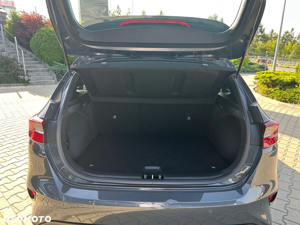 Kia Ceed 1.5 T-GDI M - 14
