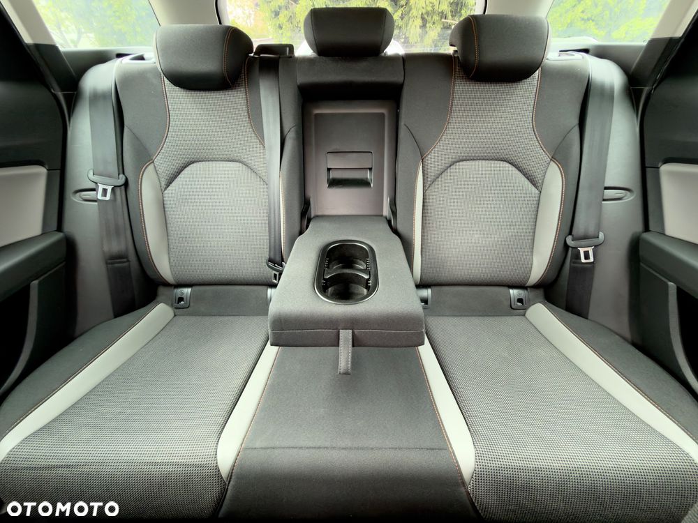 Seat Leon Sportstourer 2.0 TDI Start&Stop 4Drive DSG X-Perience - 31