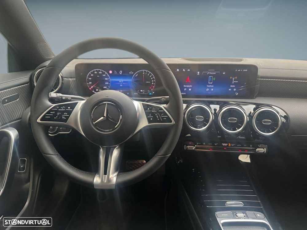 Mercedes-Benz CLA 250 e Shooting Brake Progressive - 11