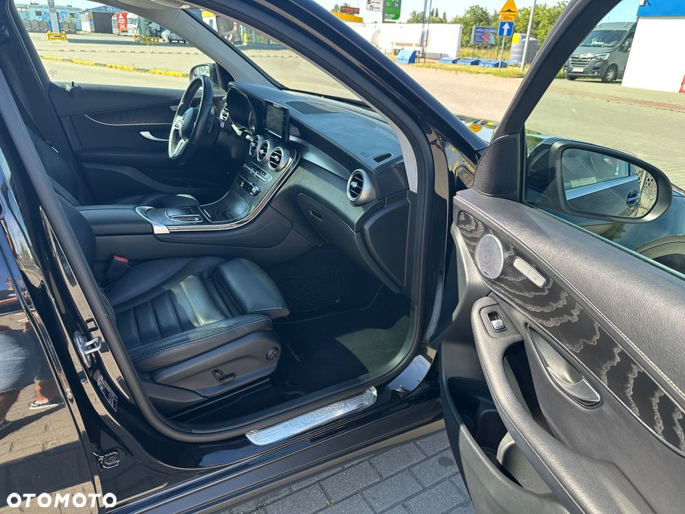 Mercedes-Benz GLC 300 d 4-Matic - 8