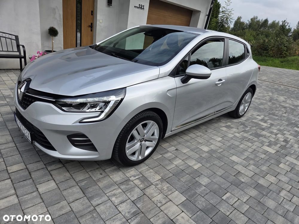 Renault Clio - 21