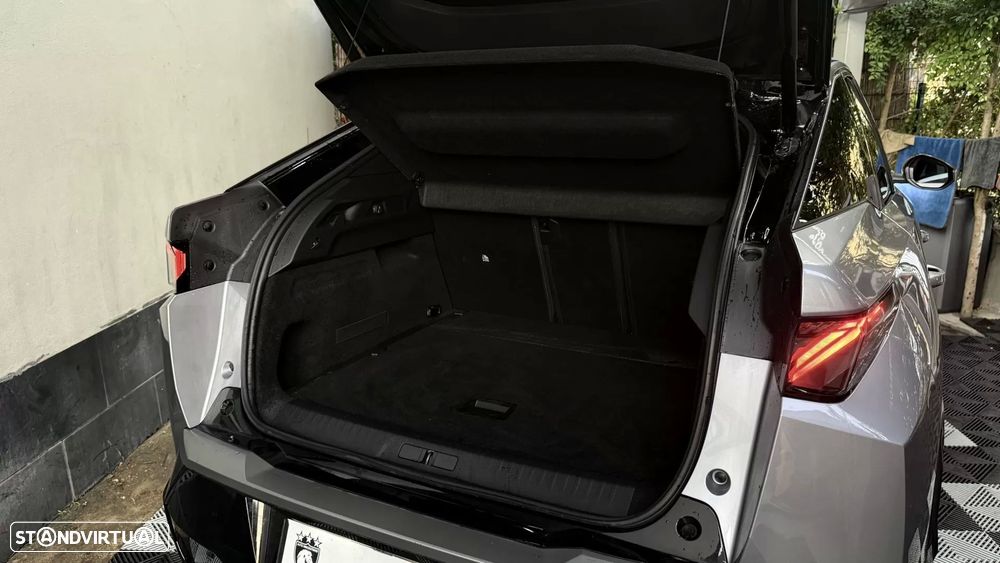 Peugeot E-3008 73 kWh GT - 8