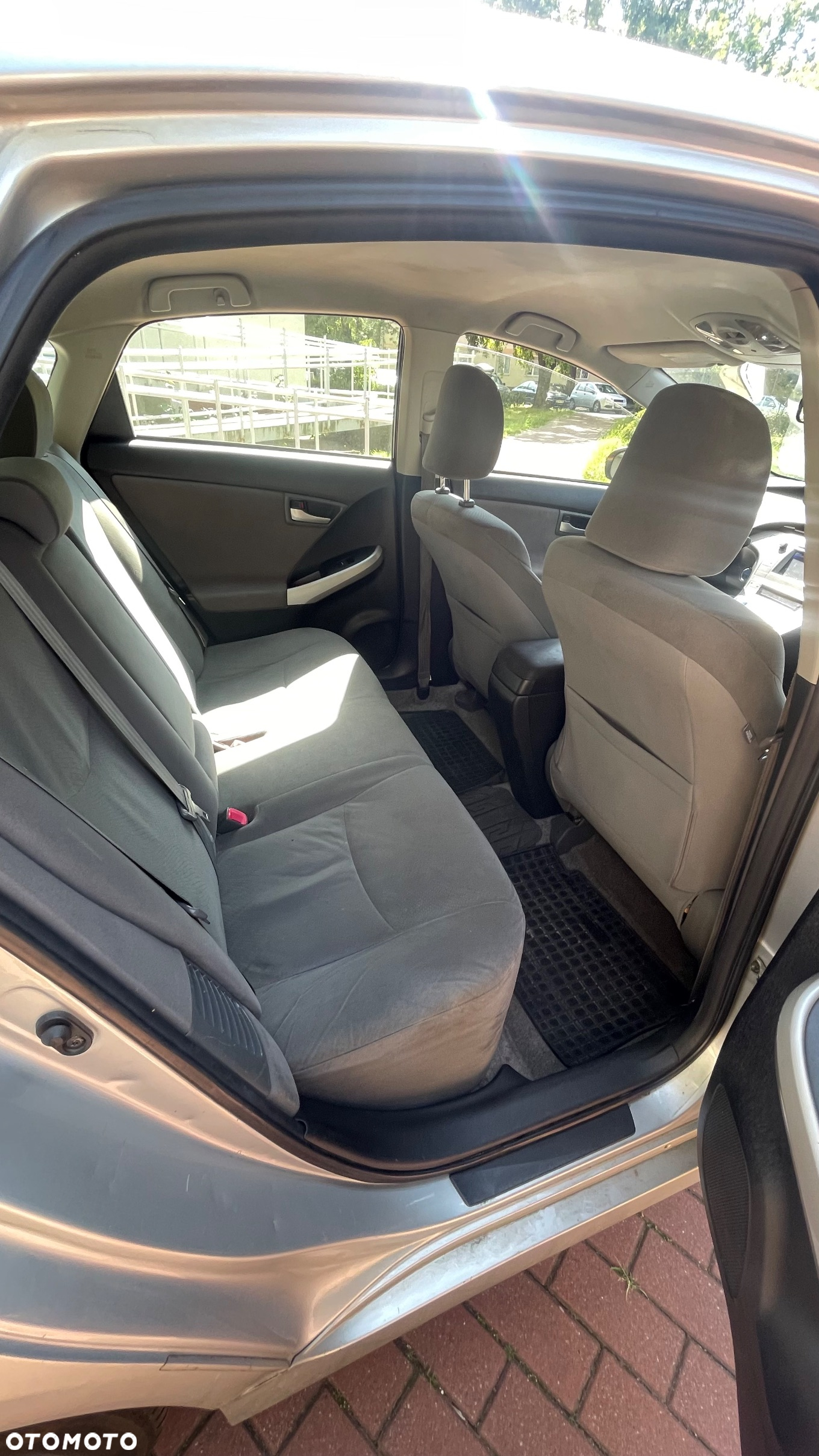 Toyota Prius 1.8 HSD Active - 18