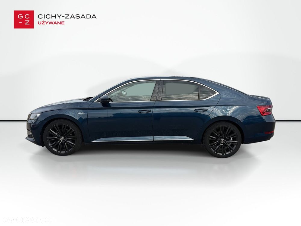 Skoda Superb 2019 photo 2