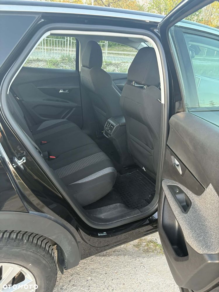 Peugeot 3008 1.6 BlueHDi Style S&S - 11