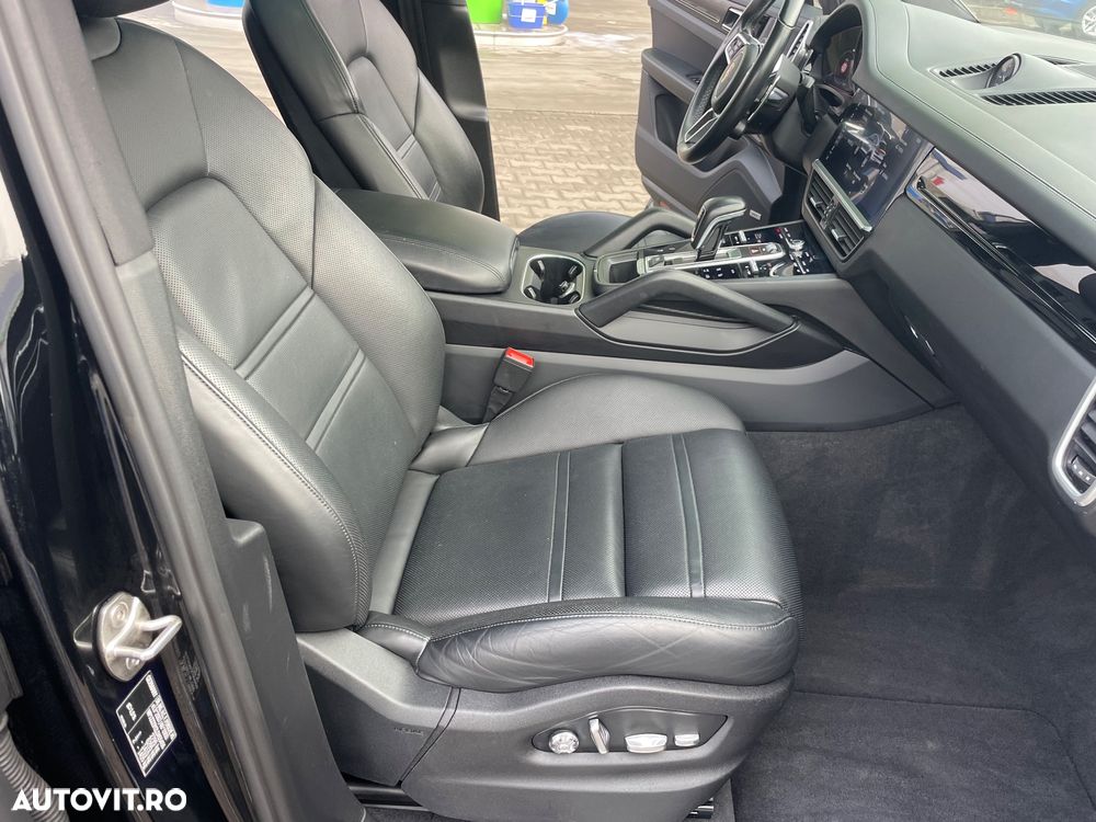 Porsche Cayenne Coupe Tiptronic S - 9