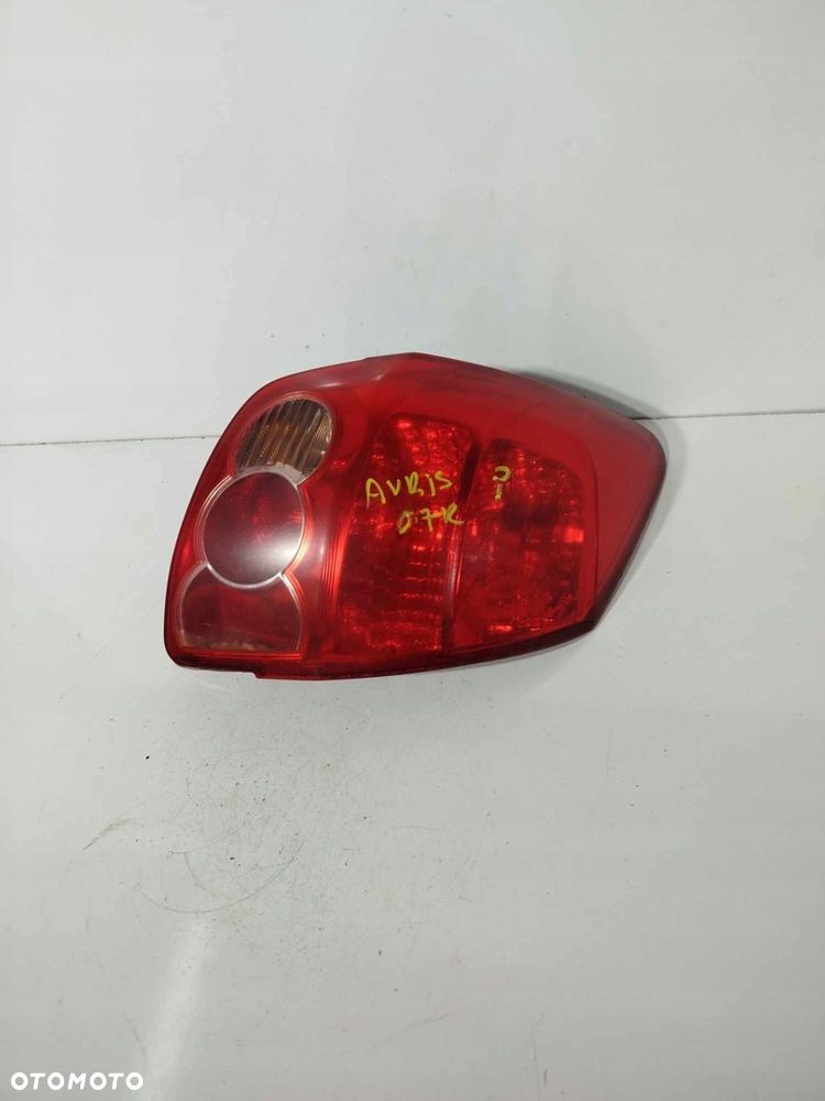 LAMPA TYLNA PRAWA TYŁ TOYOTA AURIS I 06-12 - 4