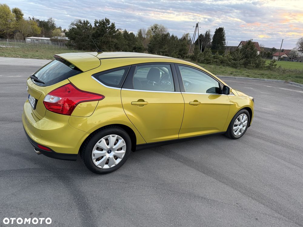 Ford Focus 1.6 EcoBoost Gold X (Trend) - 21