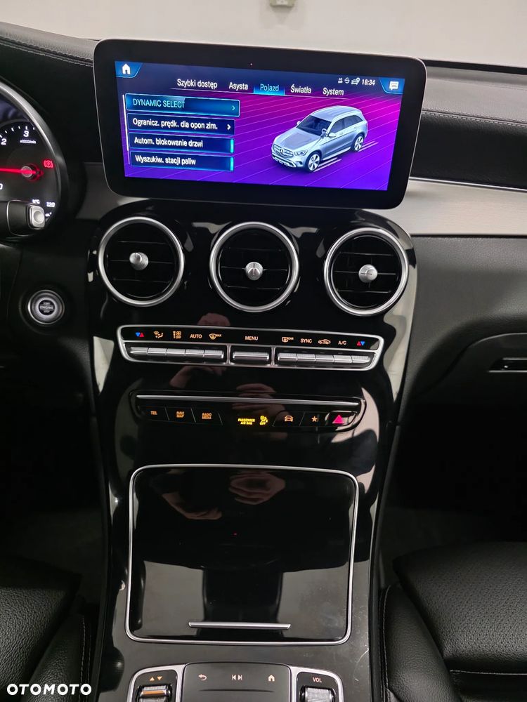 Mercedes-Benz GLC 220 d 4Matic 9G-TRONIC AMG Line Plus - 17