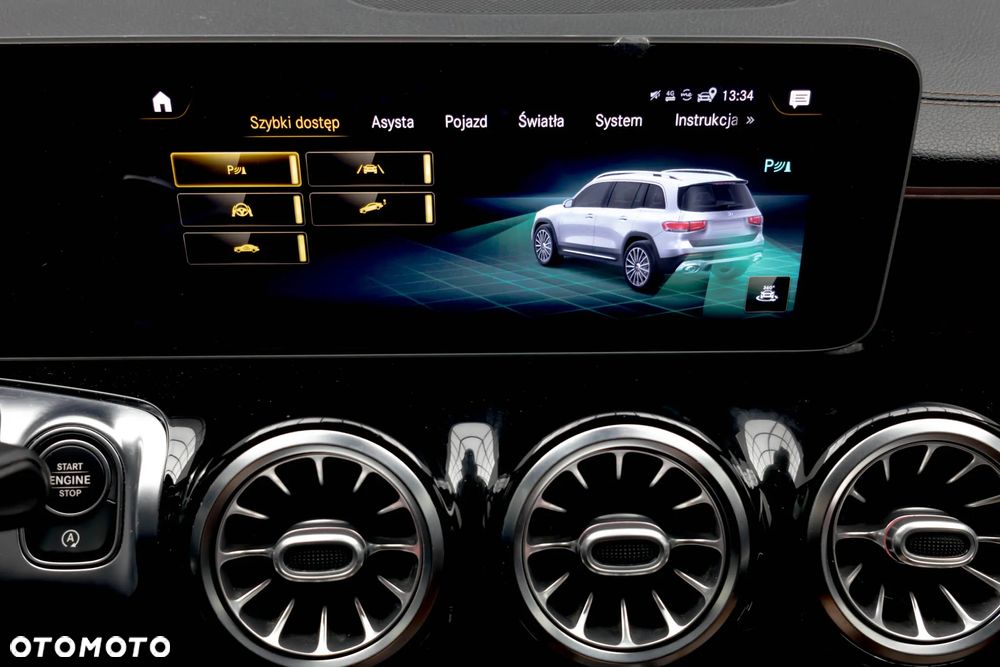 Mercedes-Benz GLB - 29