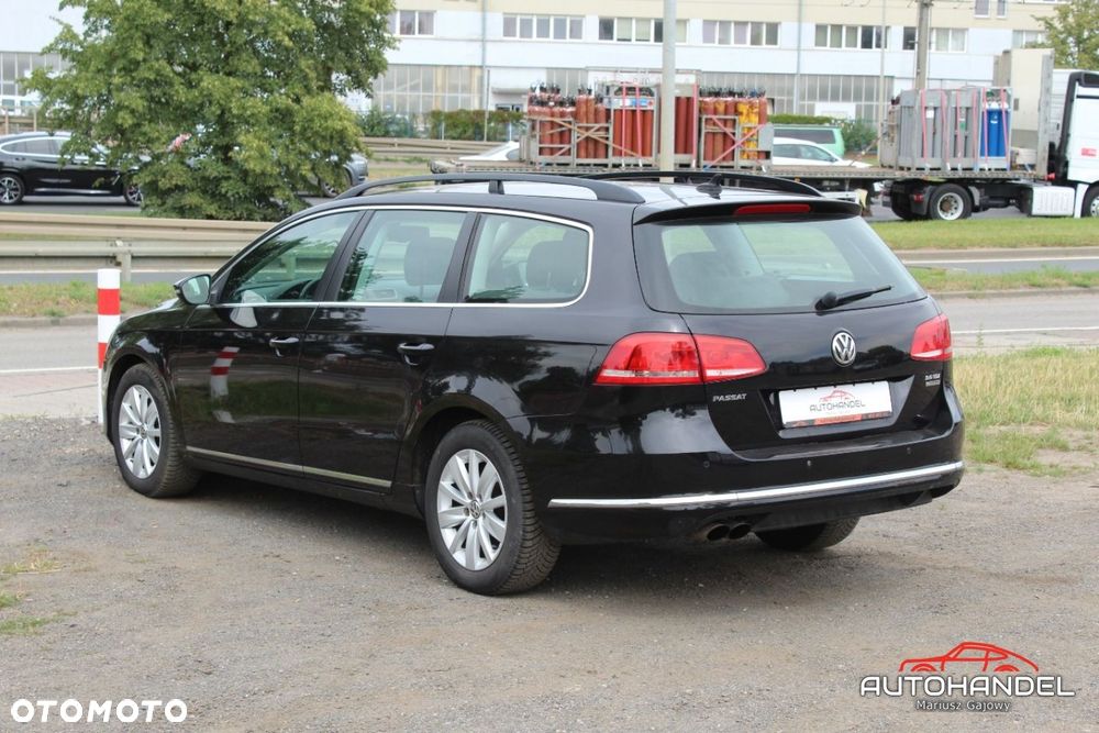 Volkswagen Passat - 4