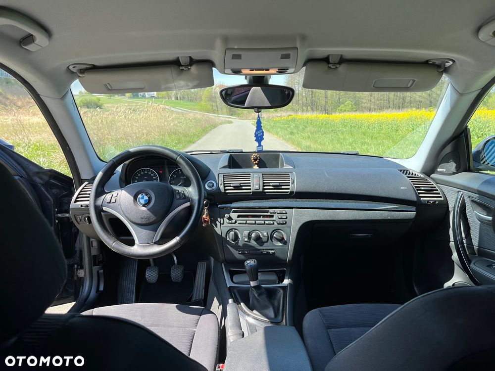BMW Seria 1 - 18