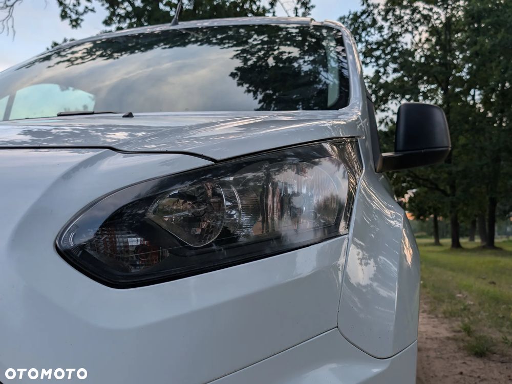 Ford Transit Connect - 18