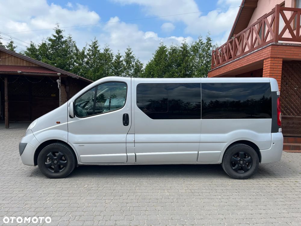 Opel Vivaro Long 9 Miejscowy - 6