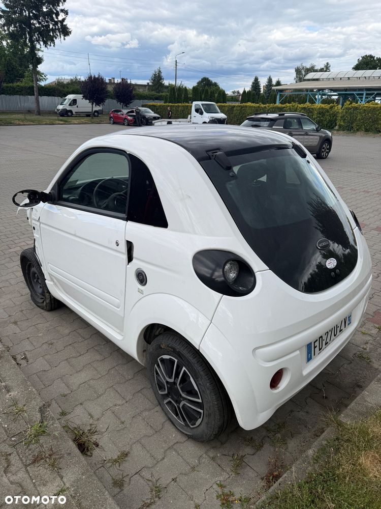 Microcar DUE - 4