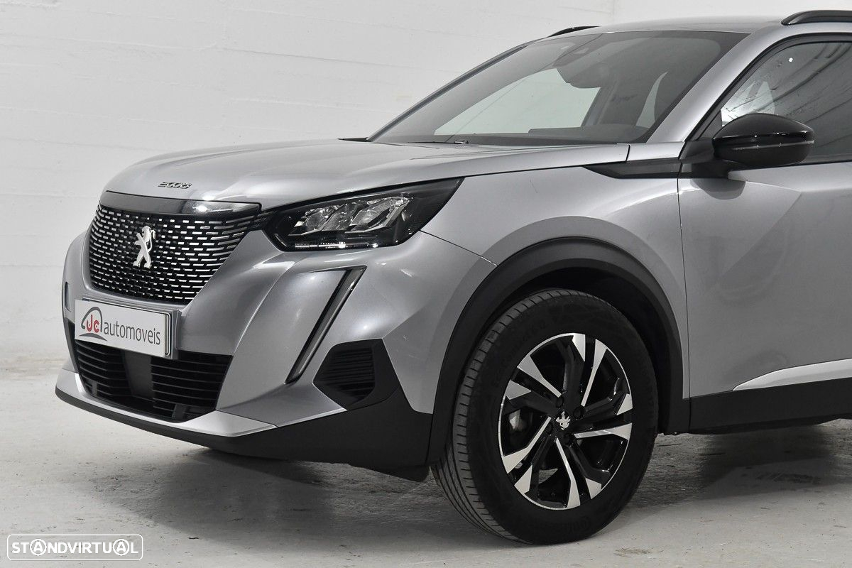 Peugeot 2008 - 8