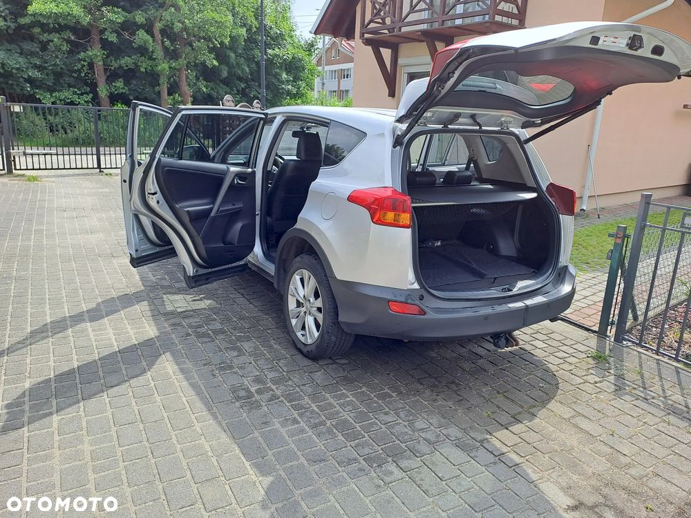 Toyota RAV4 2.2 D-4D 4x4 Executive - 8
