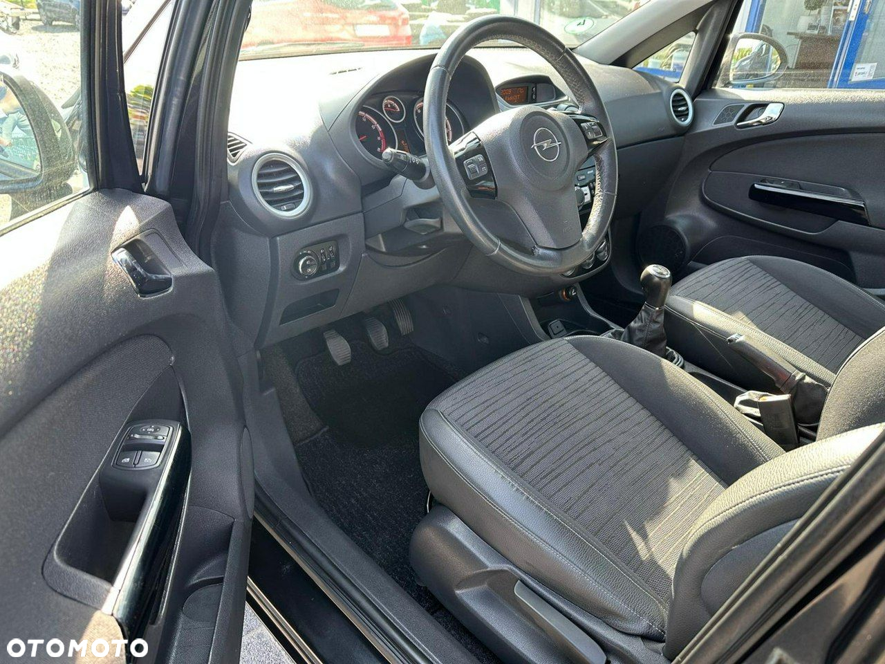 Opel Corsa - 5