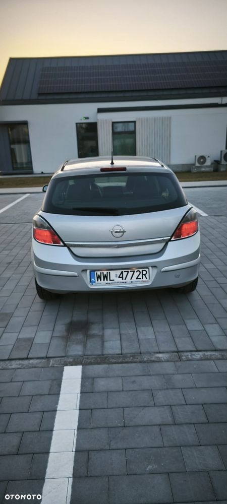 Opel Astra 1.8 Cosmo - 4