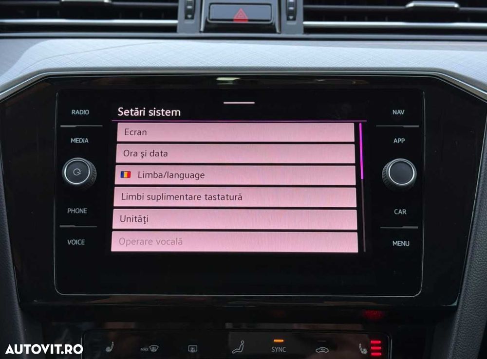 Volkswagen Passat - 35