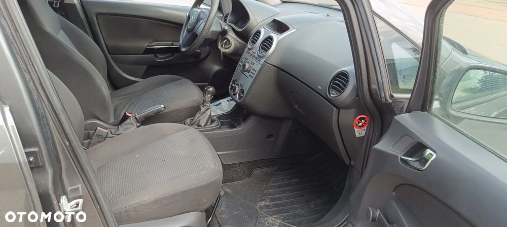 Opel Corsa - 7
