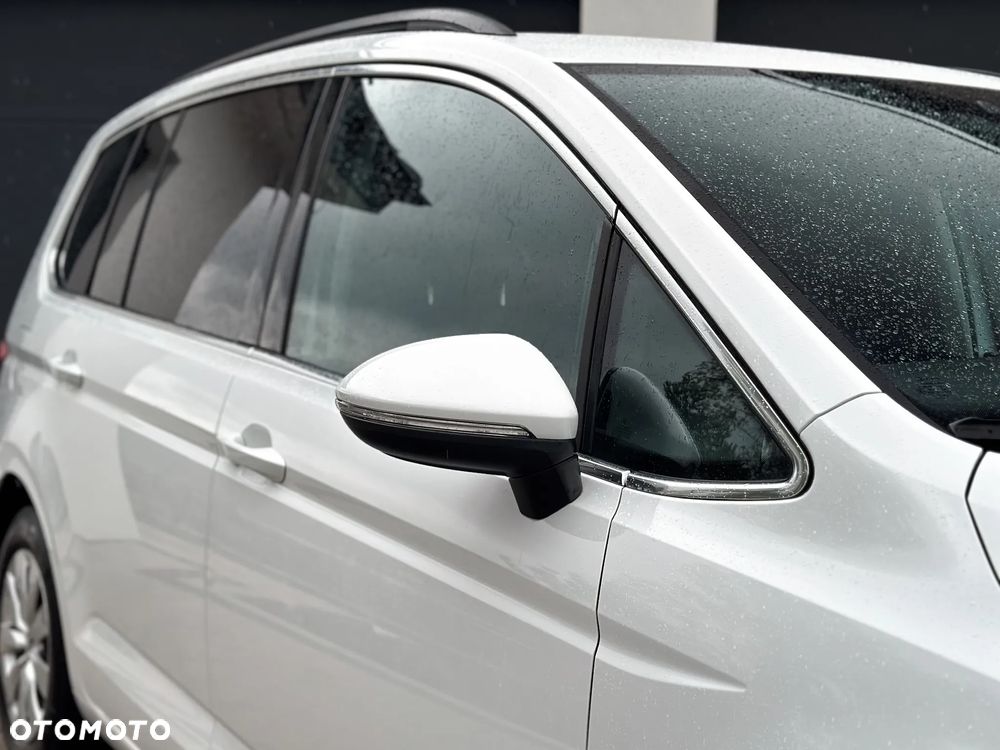 Volkswagen Touran 2.0 TDI BMT Comfortline Plus DSG - 40
