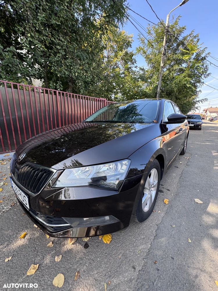 Skoda Superb 2016 photo 4