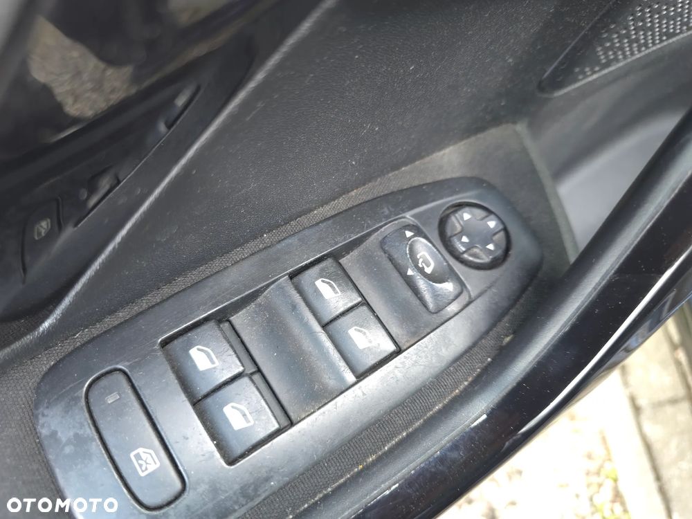 Peugeot 208 1.2 VTi Access - 19