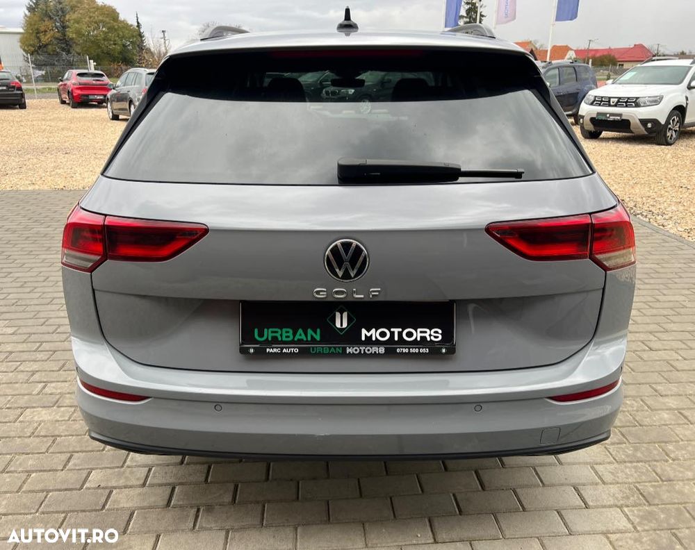 Volkswagen Golf Variant 2.0 TDI SCR DSG Life - 15