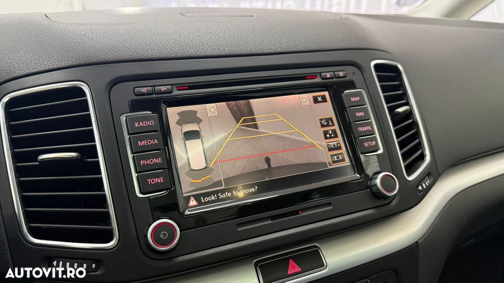 Volkswagen Sharan 2.0 TSI DSG Highline - 28