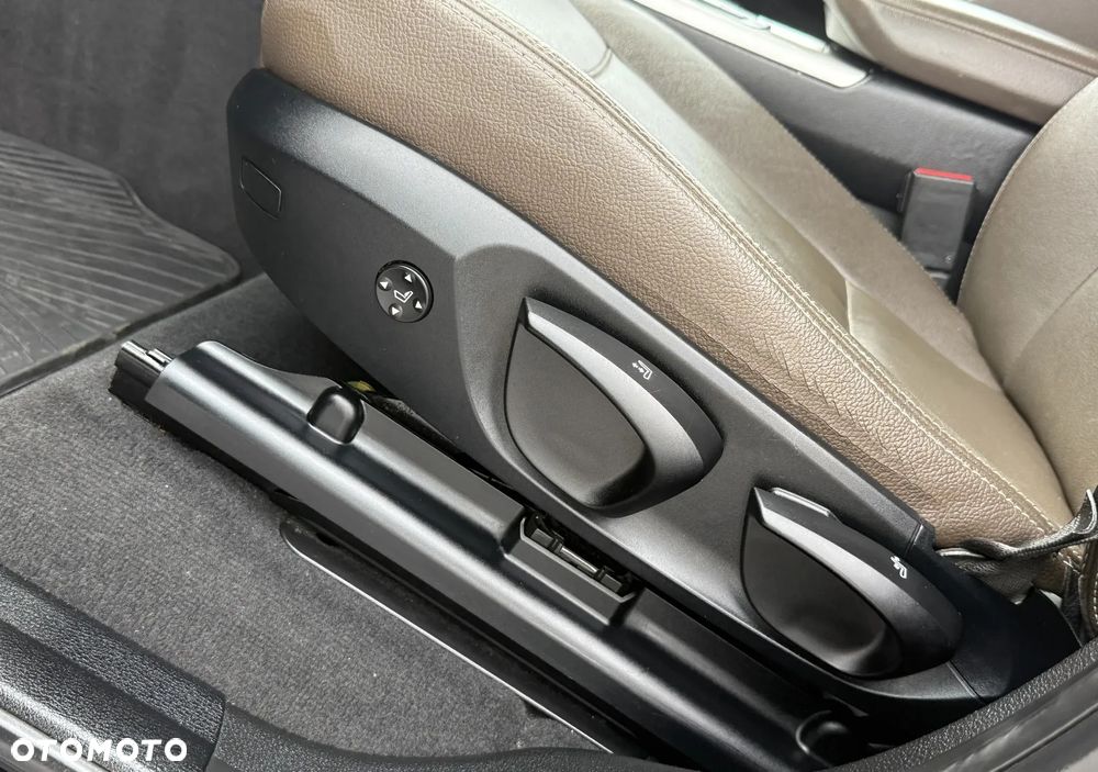 BMW X3 xDrive20d - 8