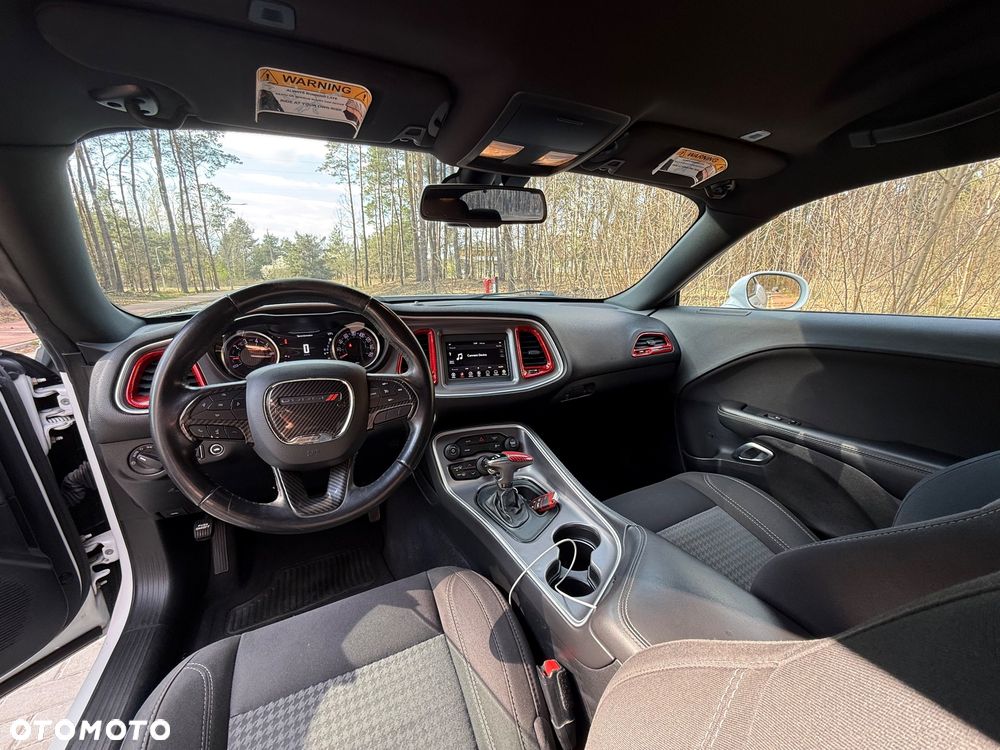 Dodge Challenger - 20