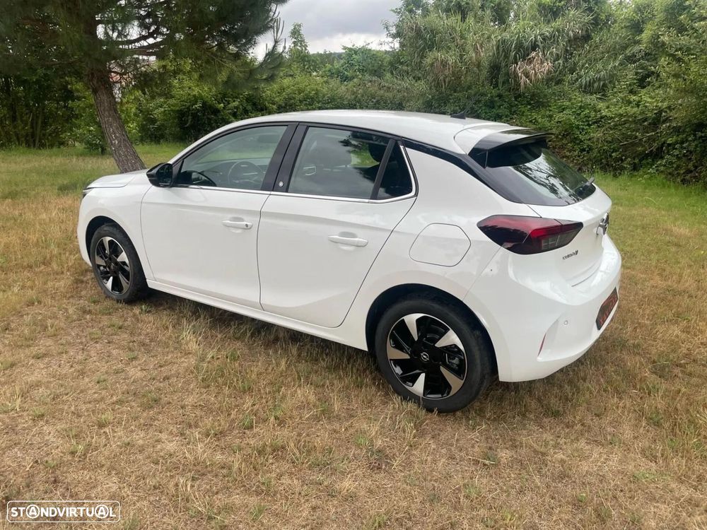 Opel Corsa-e Elegance - 2