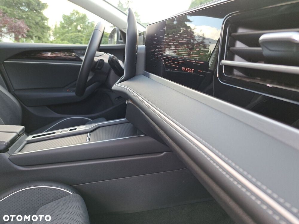 Volkswagen Passat - 29