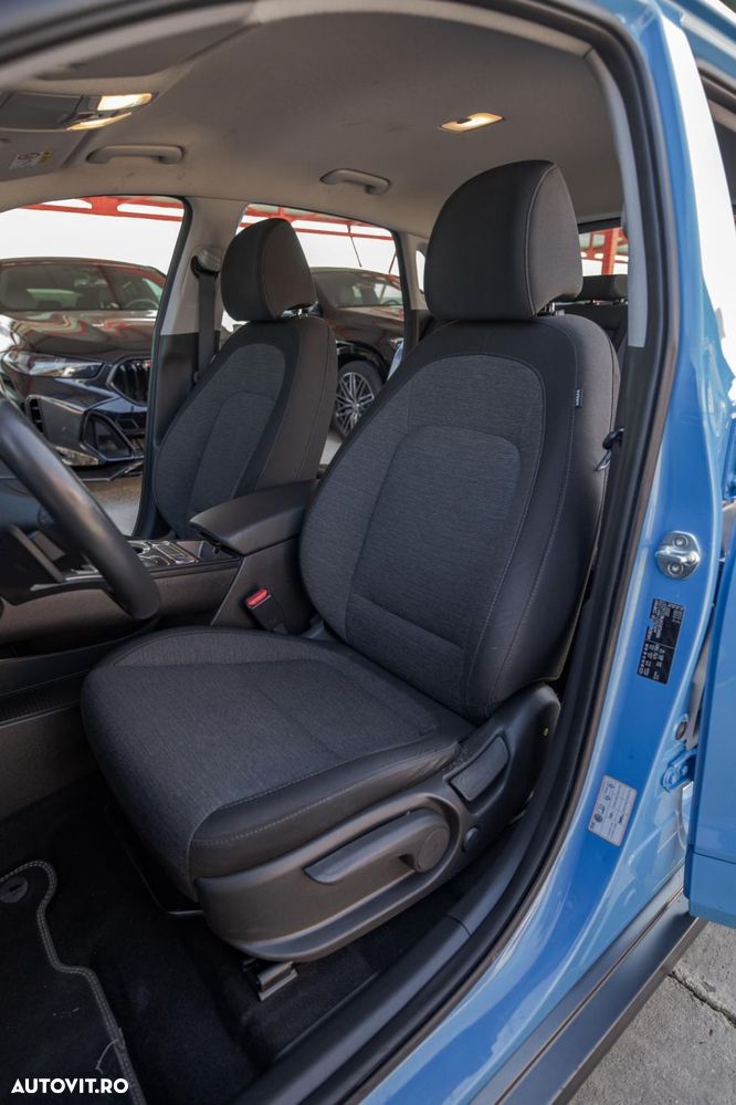 Hyundai KONA - 9