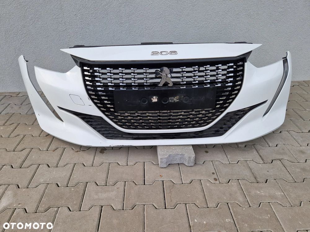 Zderzak Peugeot 208 II  model 2019 -