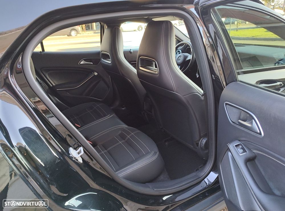 Mercedes-Benz GLA 180 CDi Urban Aut. - 11