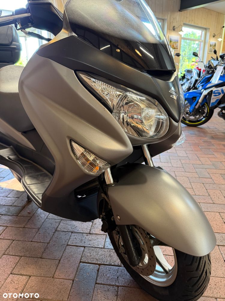 Suzuki Burgman - 14