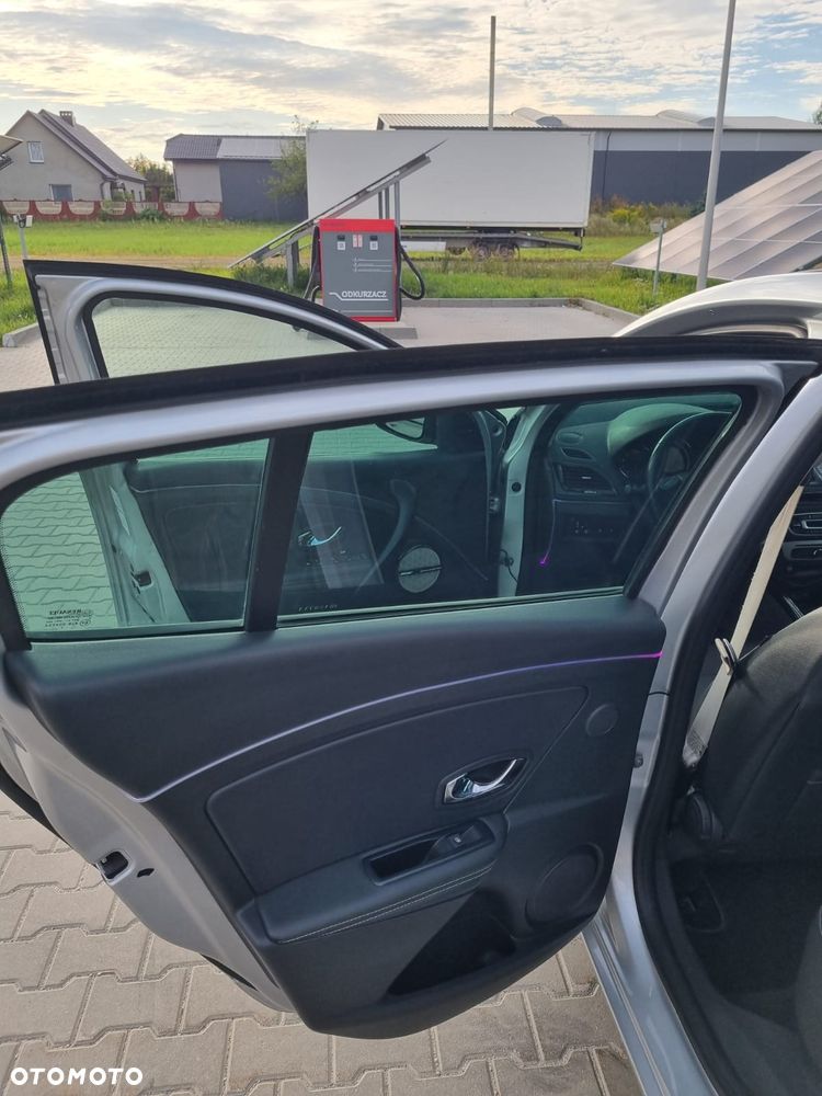 Renault Megane 1.6 dCi Energy Bose Edition - 20