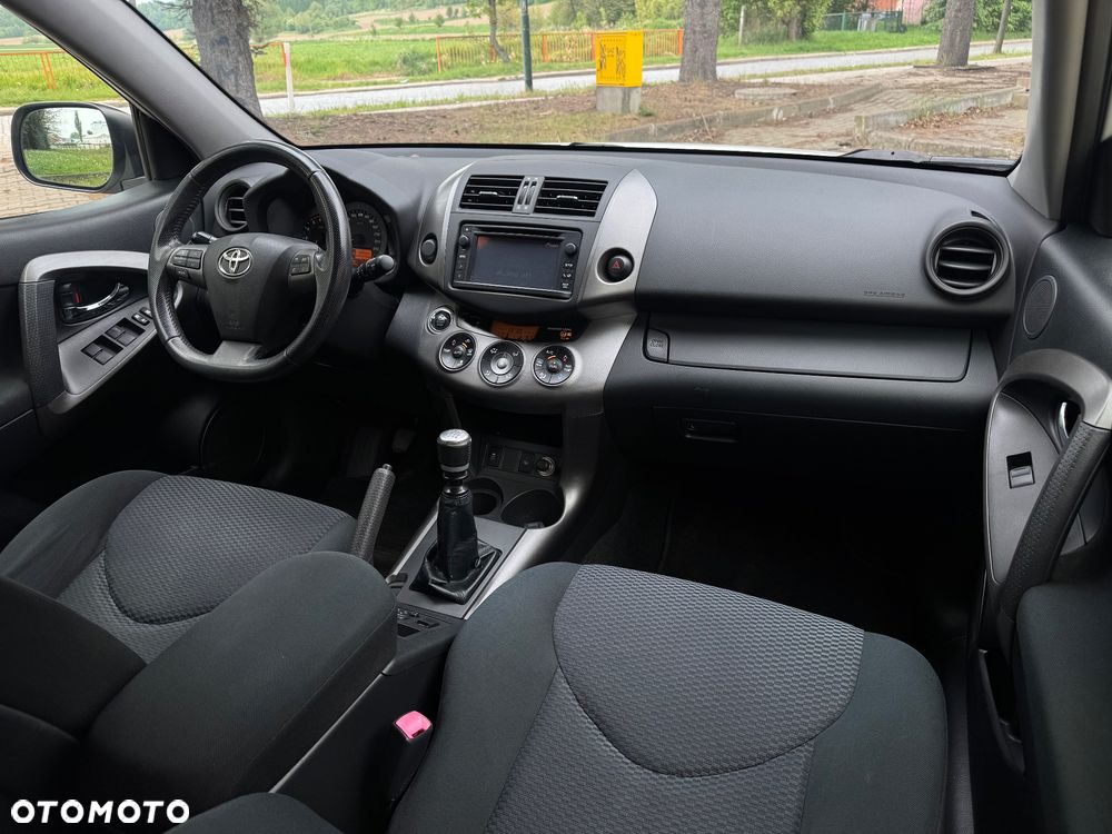 Toyota RAV4 2.2 D-4D 4x2 Life - 6